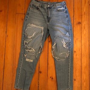 american eagle distressed jeans